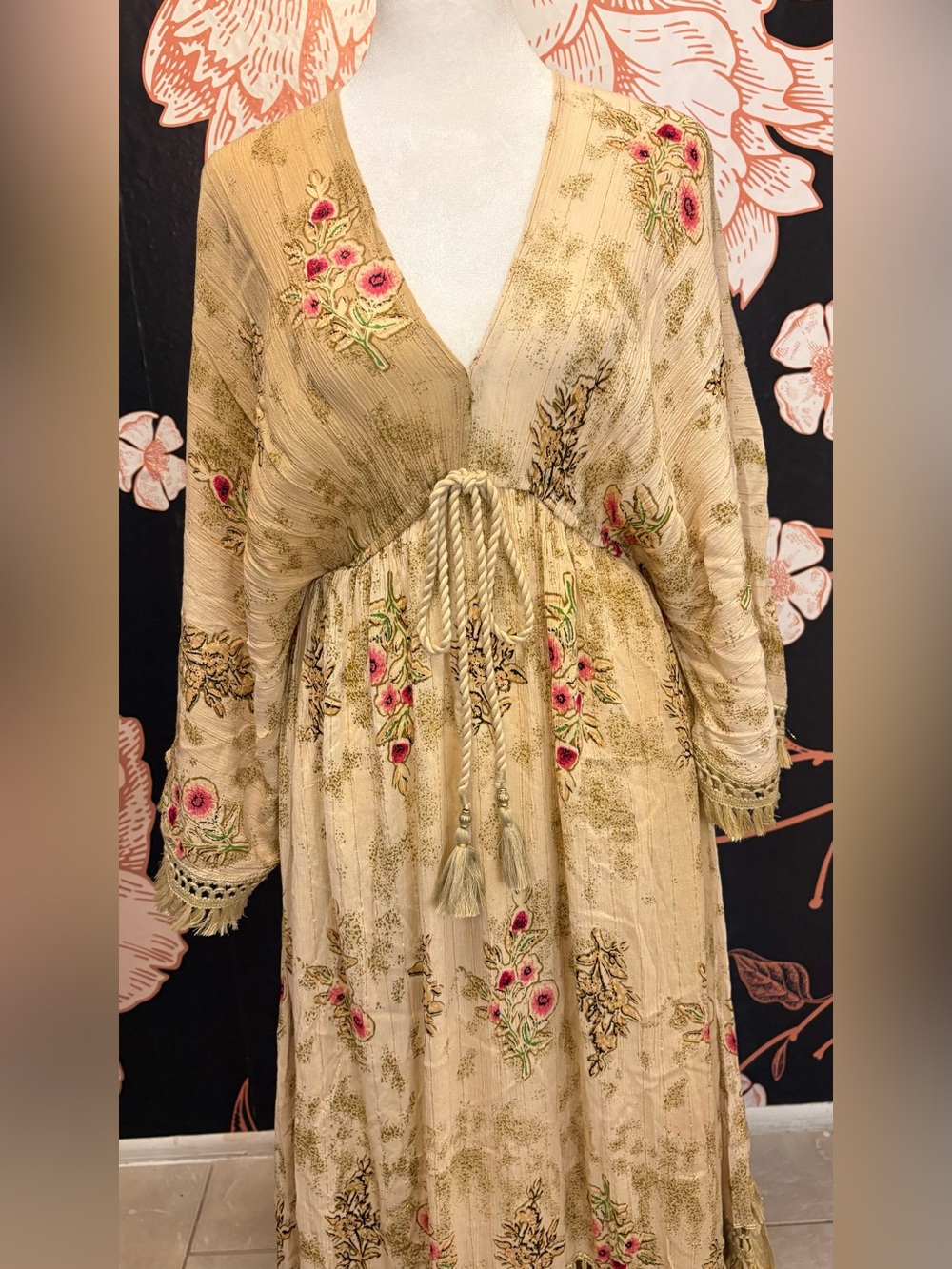 NWT Romantic Golden Champagne Butterfly Sleeve Maxi Dress - Picture 6 of 14